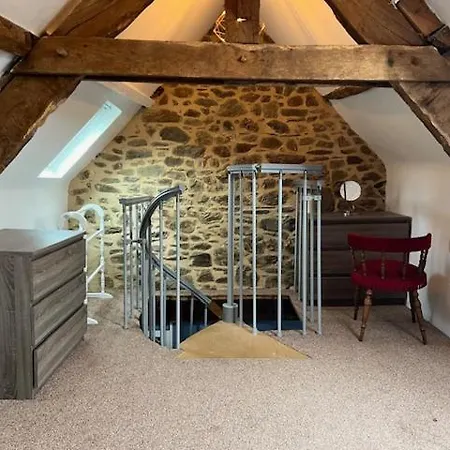 La Petite Maison, Ideal Pour Velo,pied,peche,relax Holiday home *